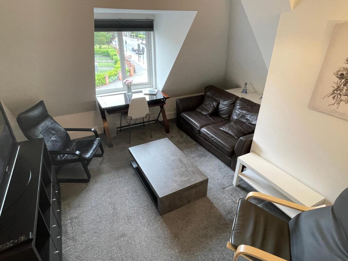 2 Bedroom 2 Bathroom Apartment 8 Including Free Parking Bromley Exterior photo
